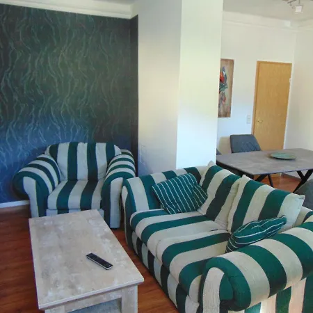 No.18 Apartment *